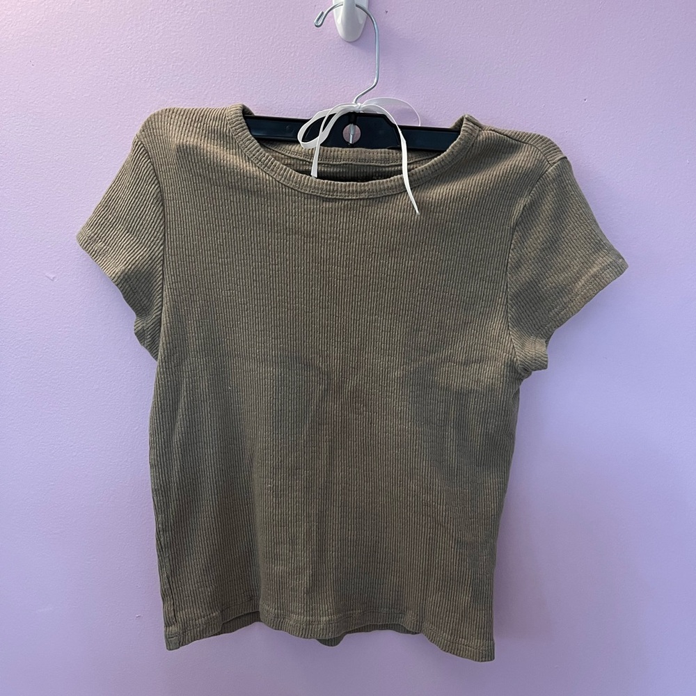 American Eagle Outfitters Short Sleeve Khaki Tee